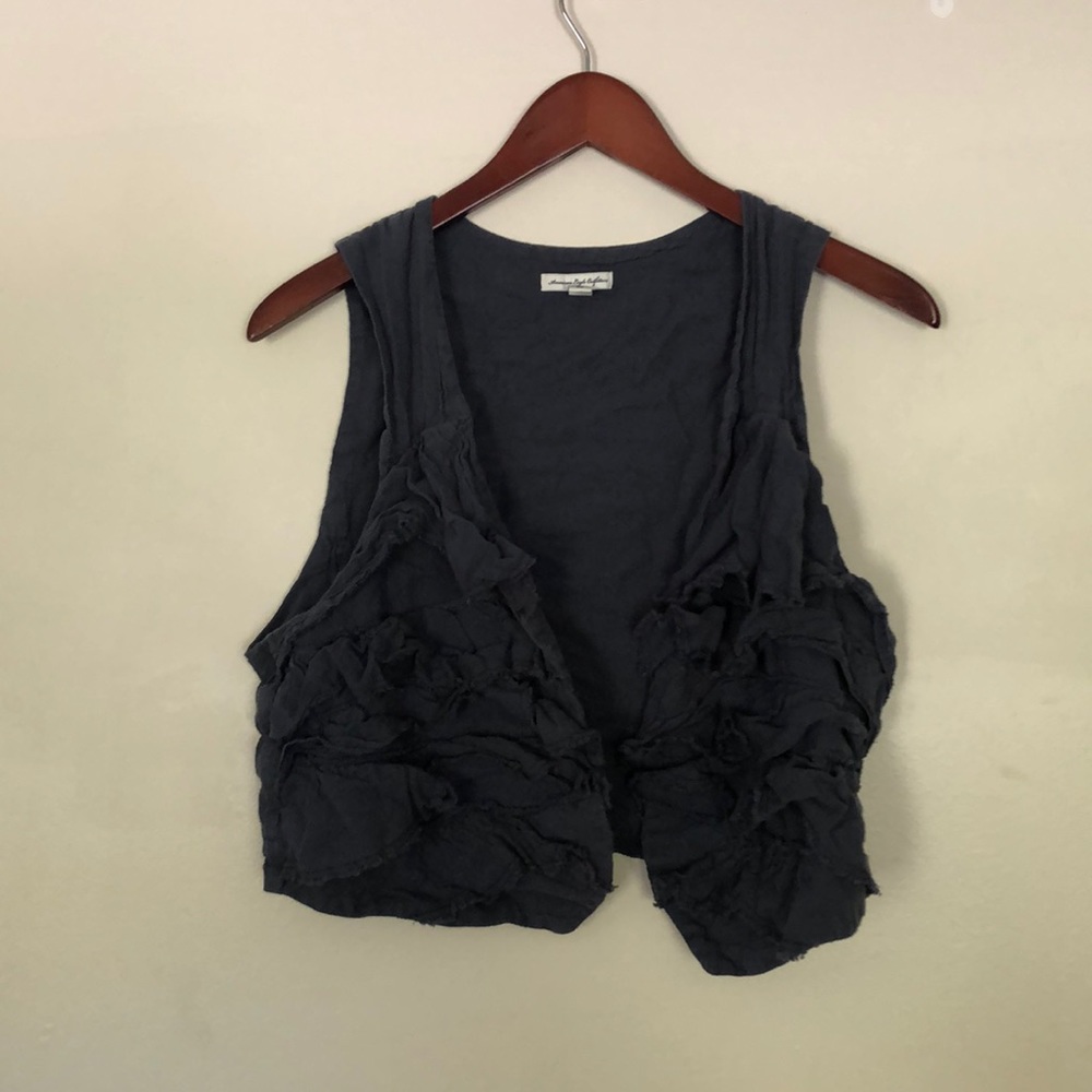 AMERICAN EAGLE Navy Ruffle Cropped Vest
